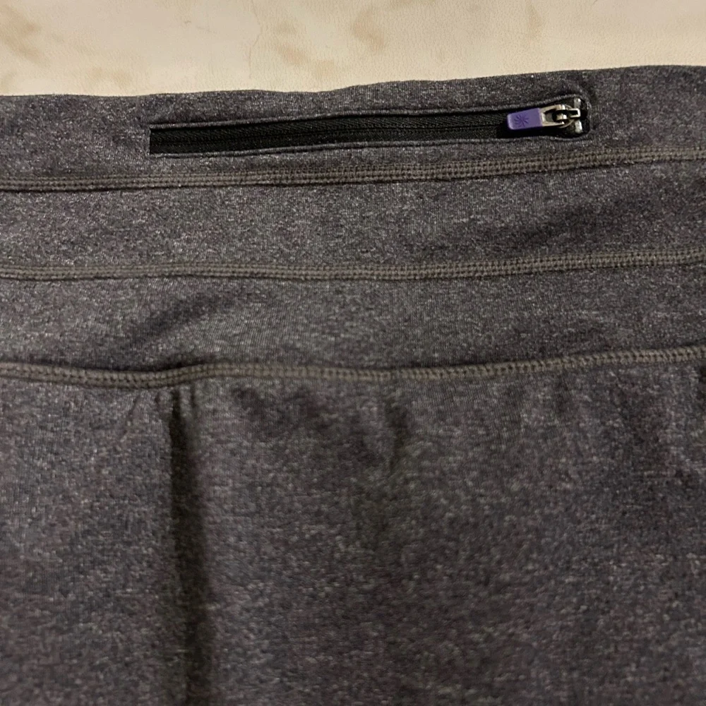 Athleta Women's Gray Skorts